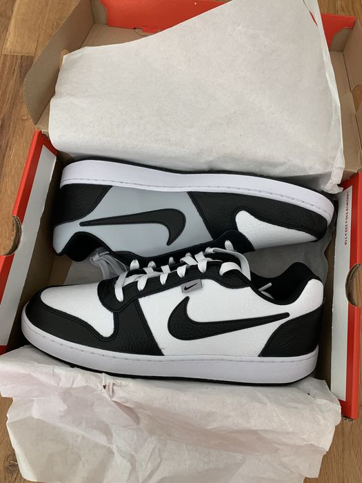 Nike ebernon low