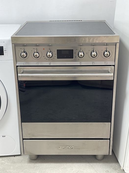 Aragaz SMEG Proffessional