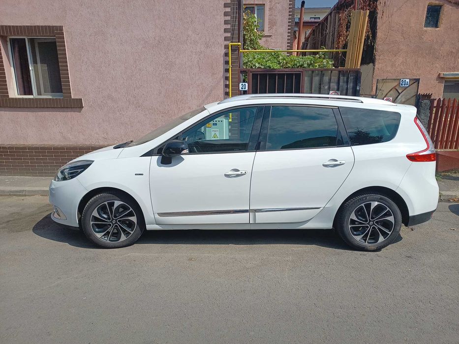 Renault Grand Scenic  2015 Diesel 1.6 DCI BOSE EDITION 5 Locuri