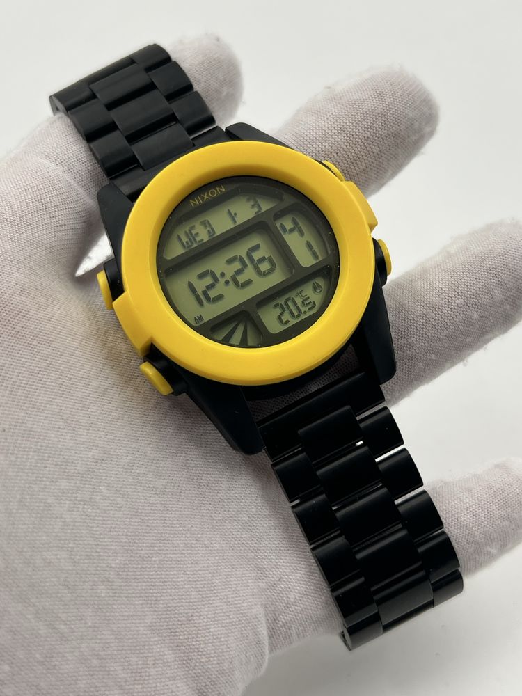 Nixon мъжки часовник