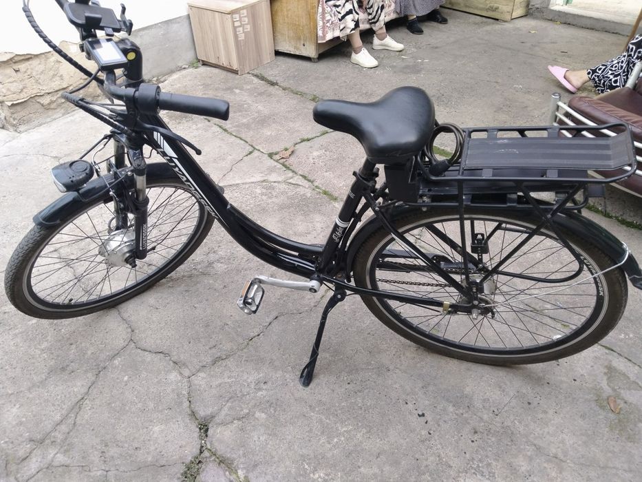 Elektro velosiped sotiladi