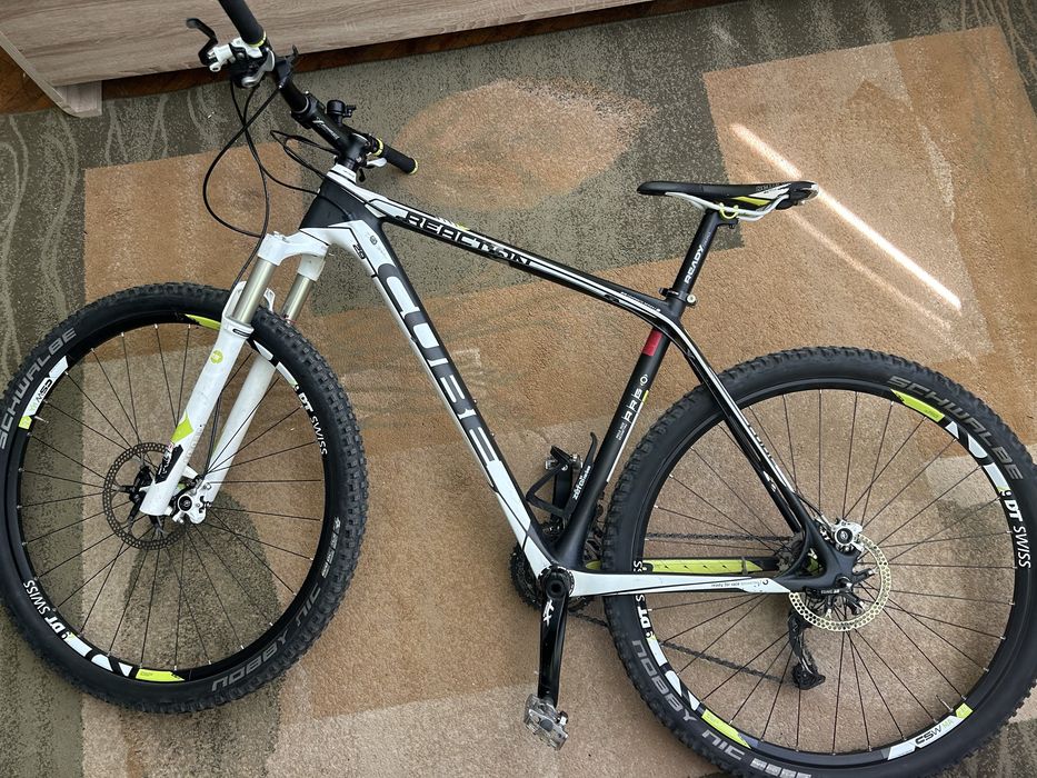 Cube Reaktion Carbon