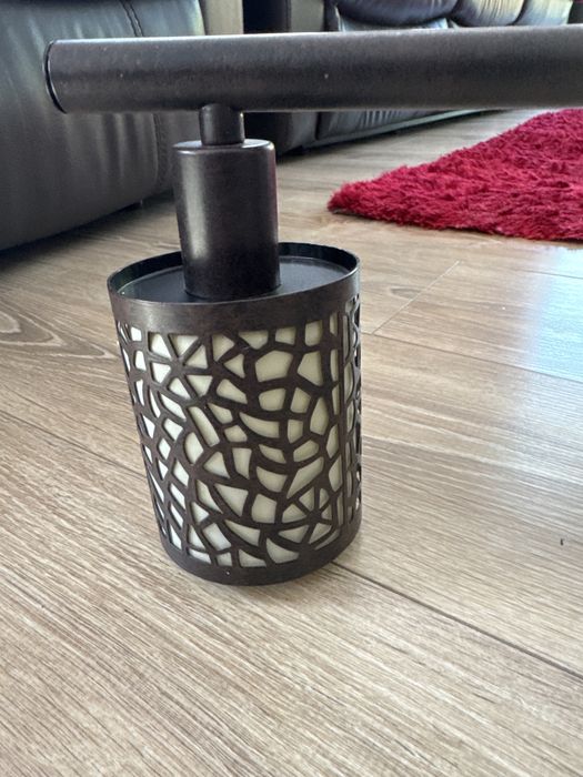 Lustra suspendata stare foarte buna