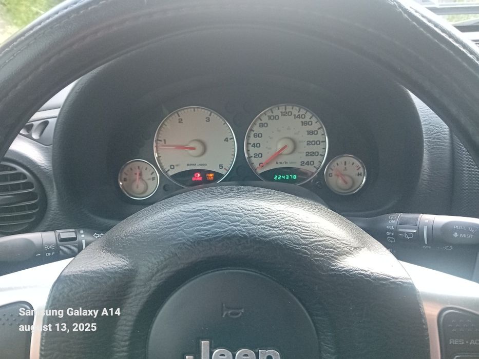 Jeep cherokee kj 2.5 crd An 2004