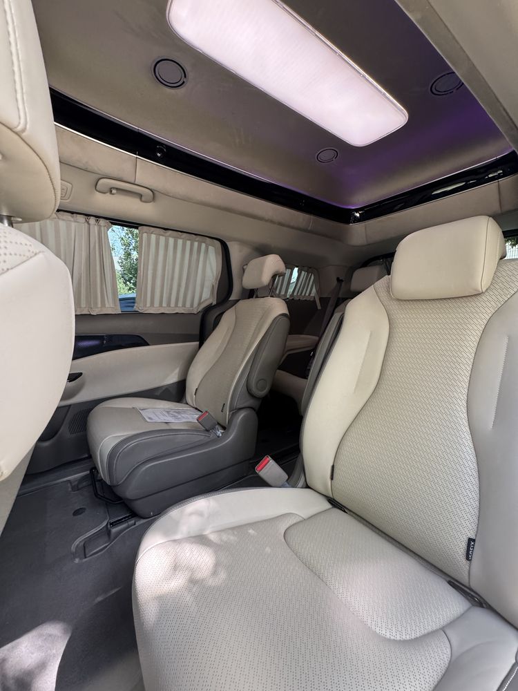 КIA Carnival Hi Limousine