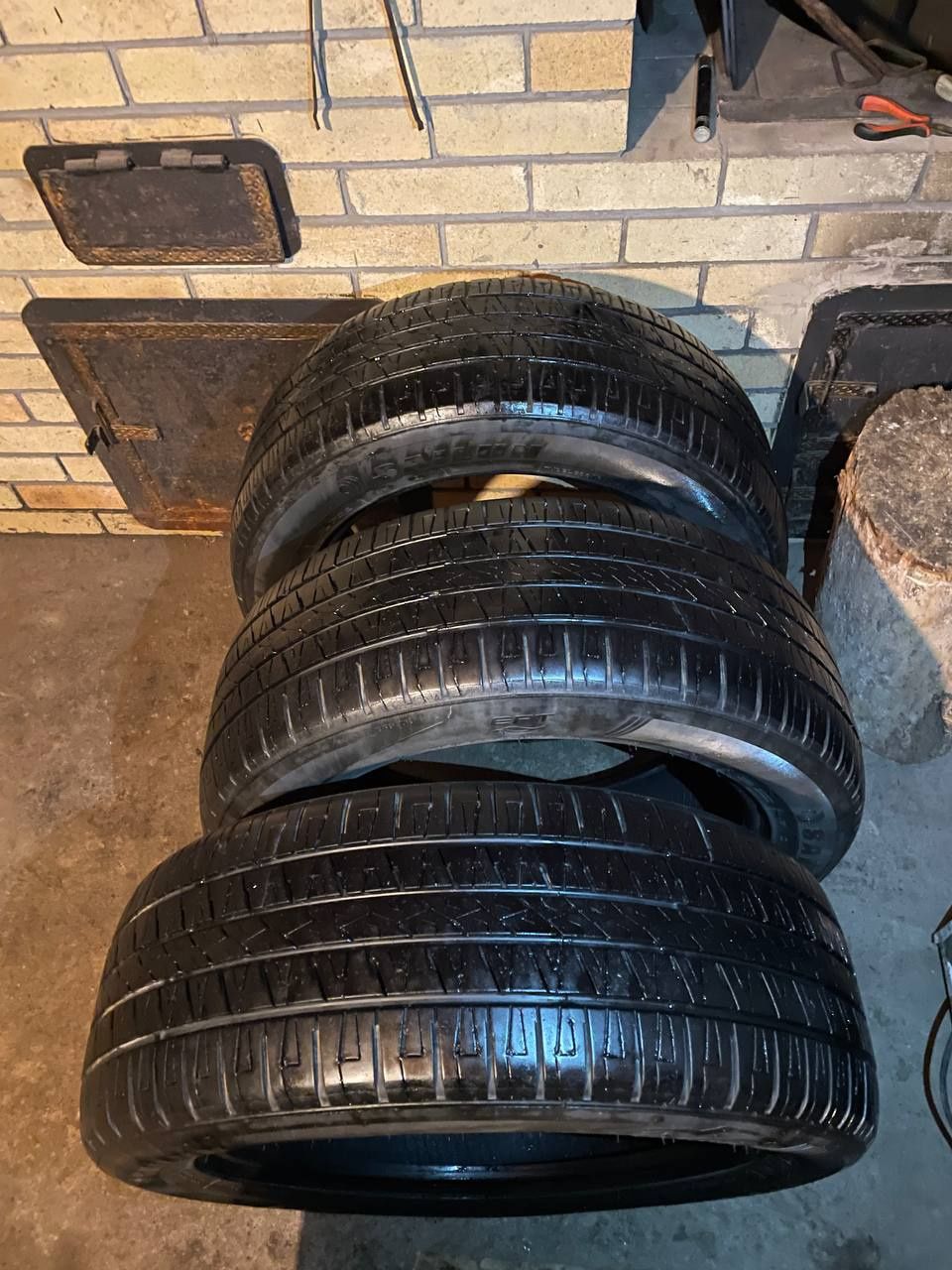 Продам шины летние 245/55/19