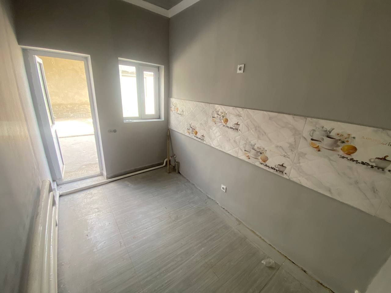 Uy sotiladi Nazarbek Turkiston maxalla