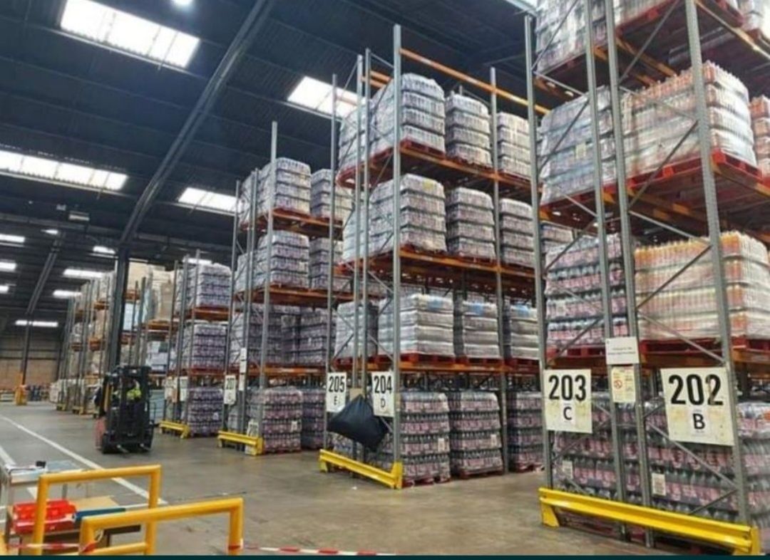 Rafturi metalice prasedintele