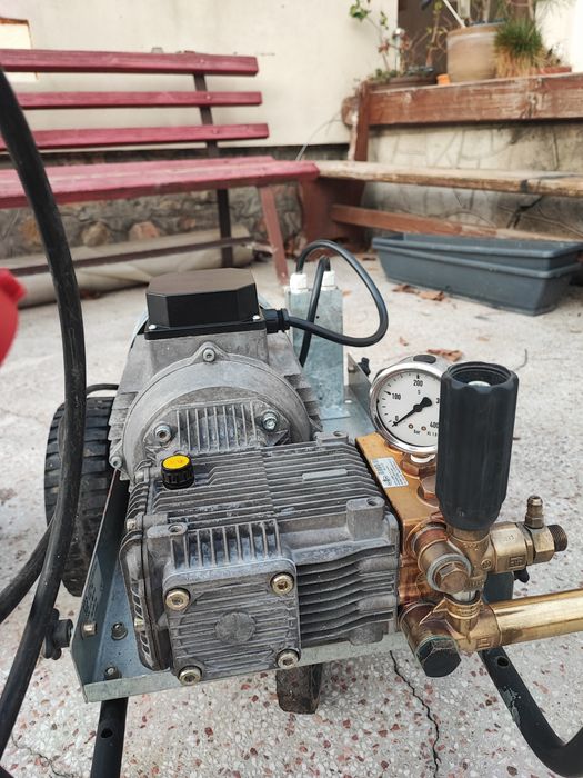 Aparat de spălat cu presiune trifazic 200 bar