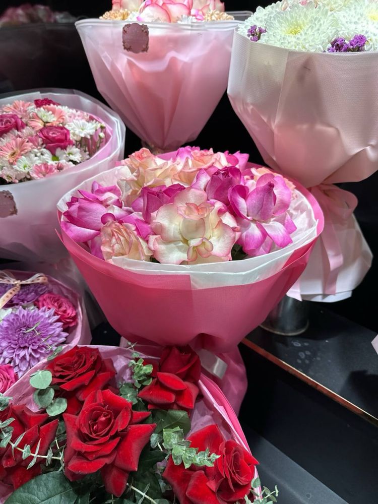 Premium buket gullar toshkent