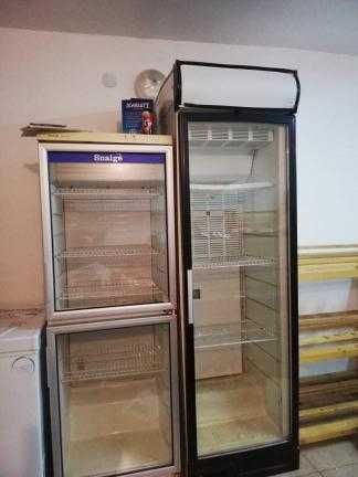 Хладилна витрина - 2 бр.