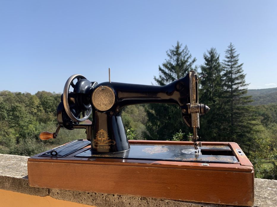 Стара шевна машина