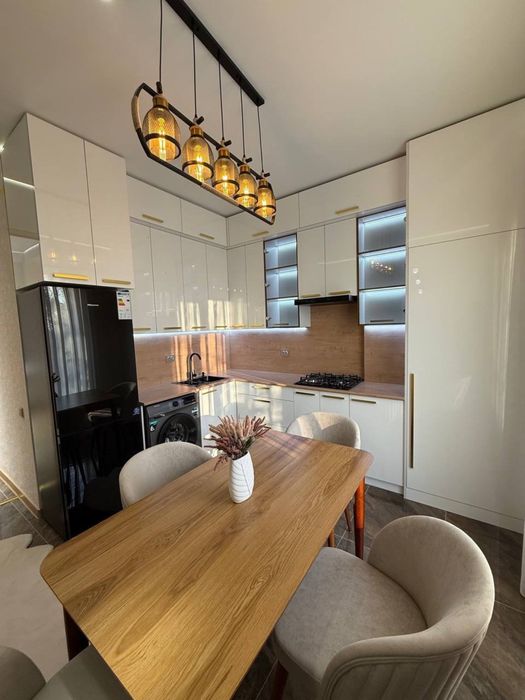 В продаже Налоговая/Обл. ГАИ мирзо улугбек 2/4/8 55м2