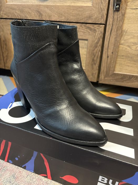 Ghete piele Bueno