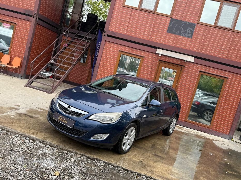 Opel Astra Diesel Navi Posibilitate Cumparare in Rate Fara Avans, Schimburi Auto