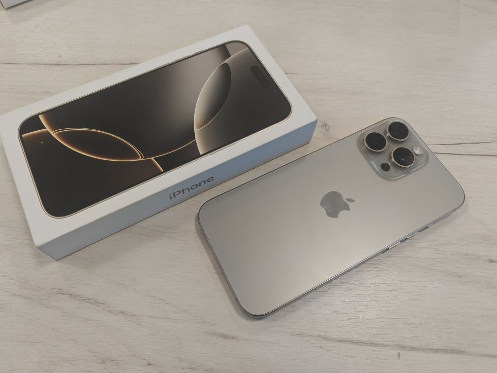 Като нов iPhone 16 Pro Max 256 GB Гаранция