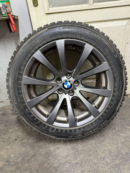 Продам колеса в сборе на BMW X5, X6 оригинал