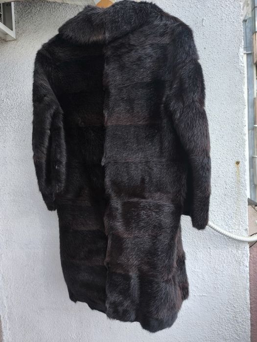 Кожено дамско палто визон.