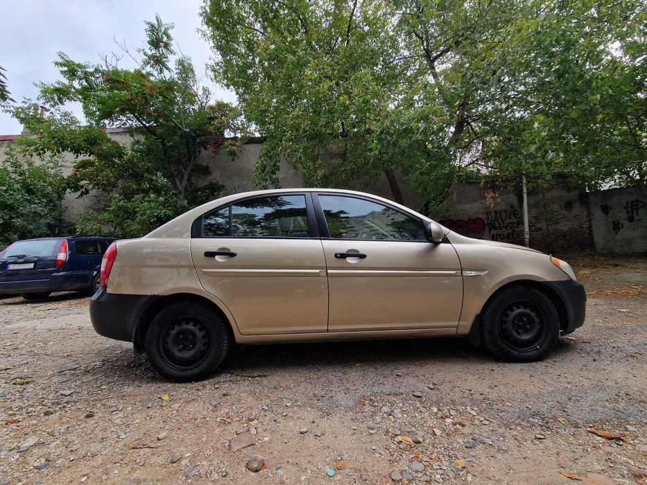 Vand Hyundai Accent 2008, 1.4 Benzina cu instalatie GPL