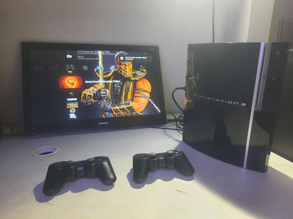 Playstation 3 29 игр Фифа19 Гта5 Мартол комбат гонка 2 джойстик