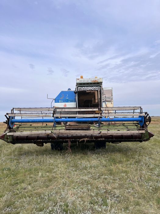 Продам Комбаин Енисей 1200