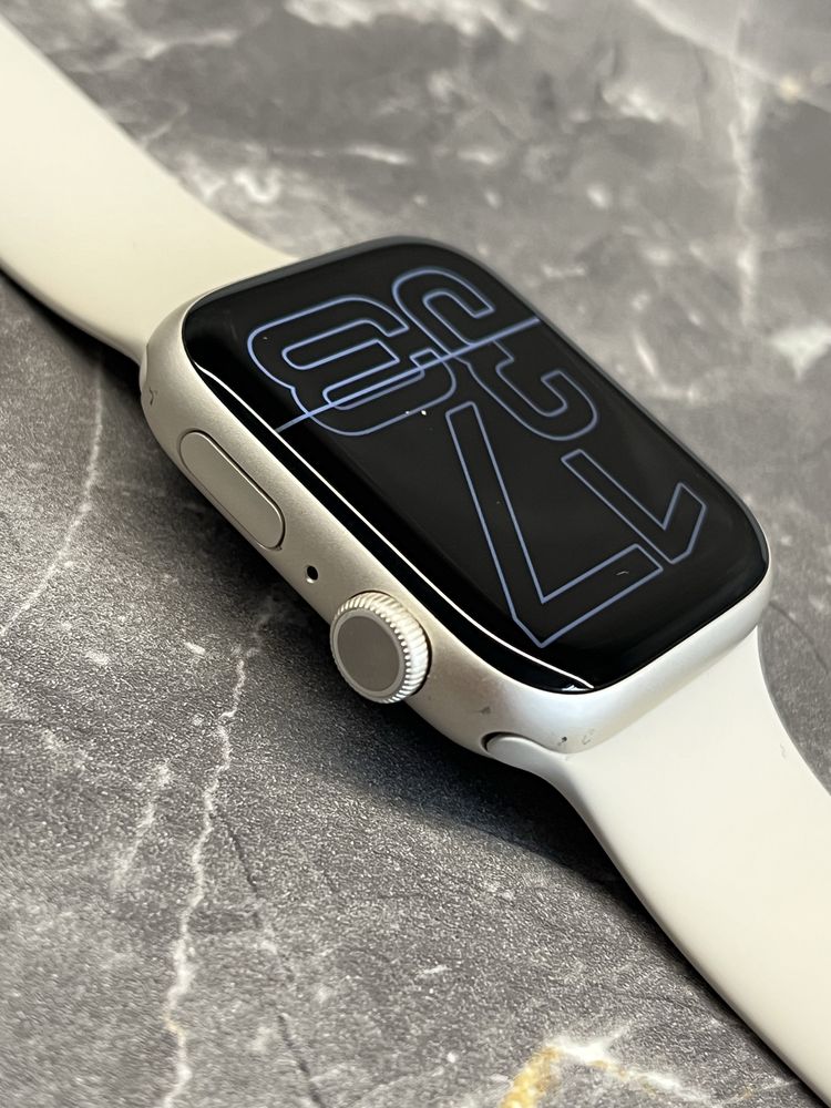 Apple Watch Series 7 45mm