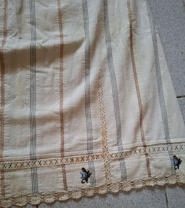 Кенарена риза за носия