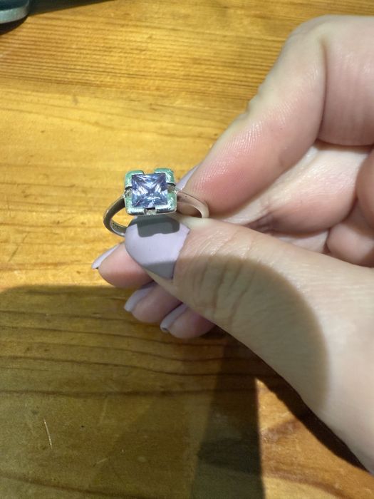 Сребърен пръстен с аметист и печат