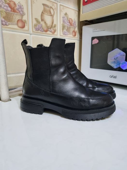 Женские ботинка Натуральный кожа 37 Размер