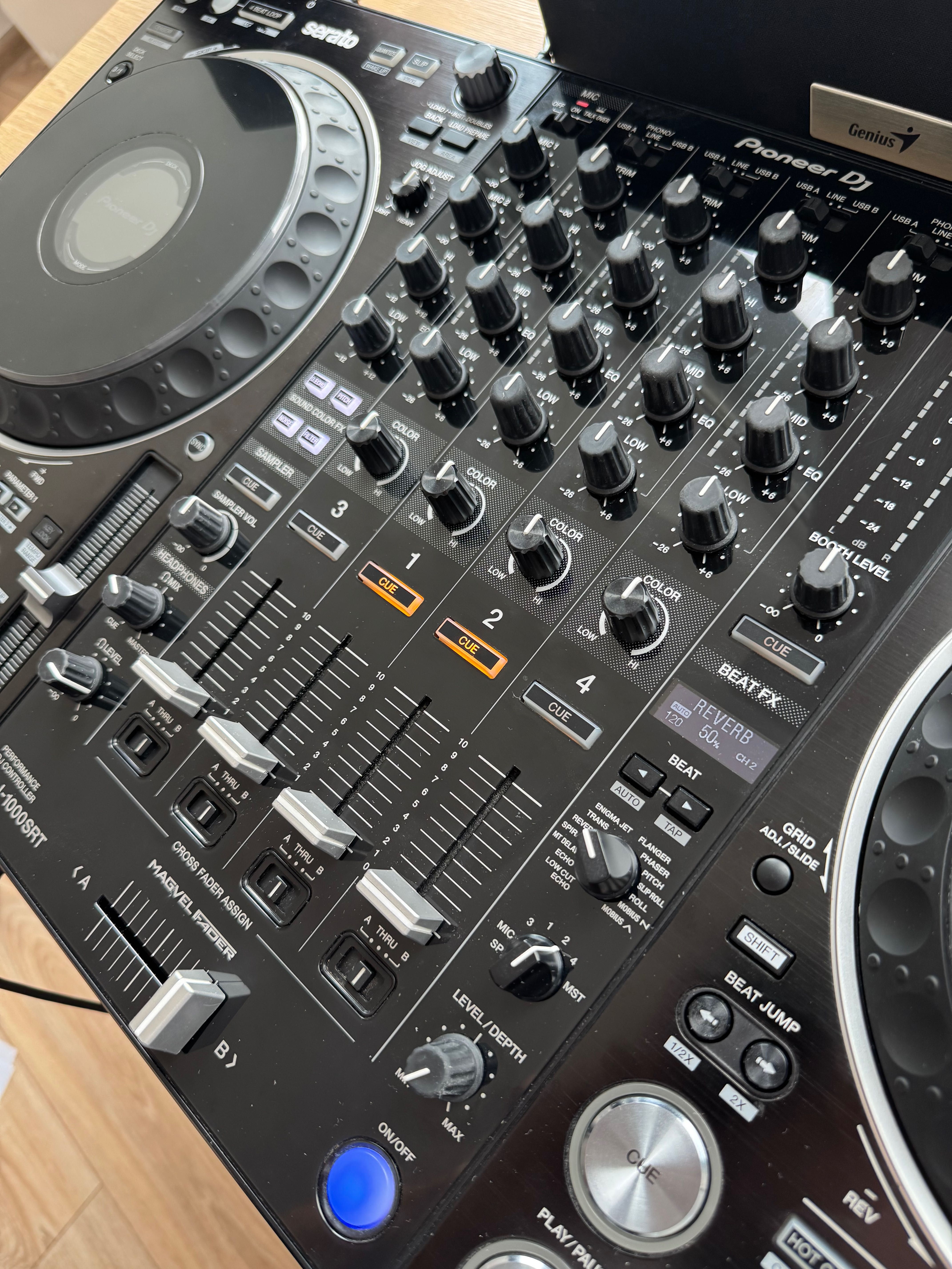 Pioneer DDJ-1000 SRT