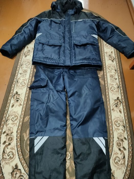 Срочно продам спец одежду