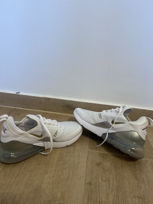 Vand niste adidasi nike huaraches
