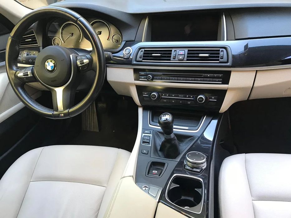 BMW Seria 5 Bmw 520D  F11 2014