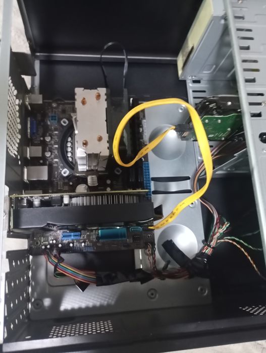 Продам компьютер без блока питания