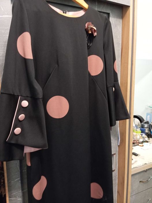 Срочно продам несколько платьев