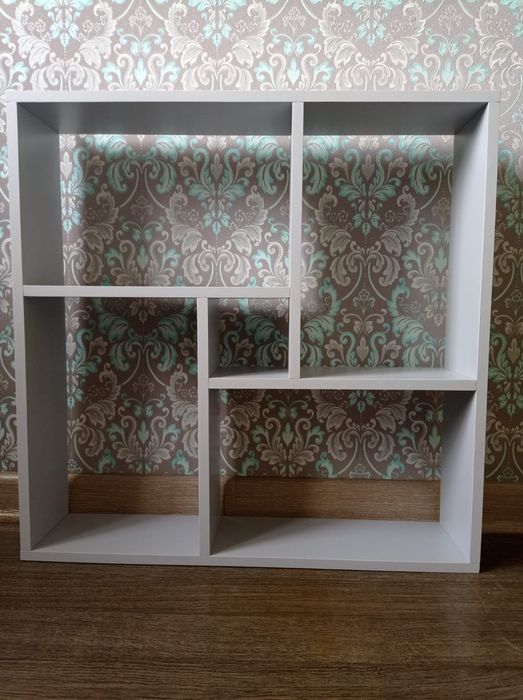 Навесная полка новая