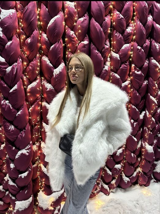 Стильная искуственная шуба