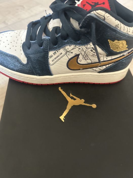 Кецове Air Jordan 1 Mid Se за момче