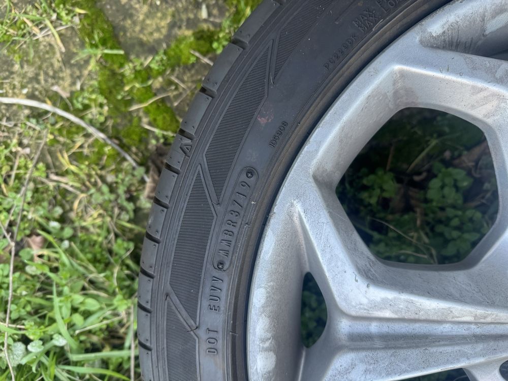 Летни гуми с джанти DUNLOP 235/45/18