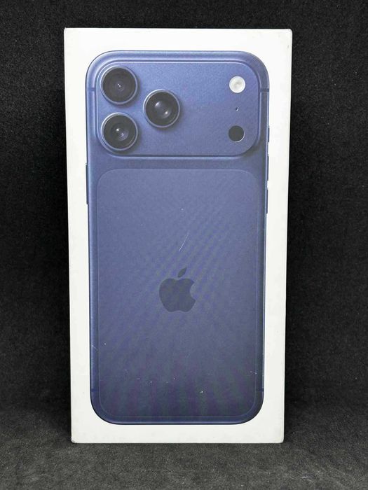 iPhone 17 Pro Max Deep Blue 256GB / Чисто нов/ Запечатан / Гаранция