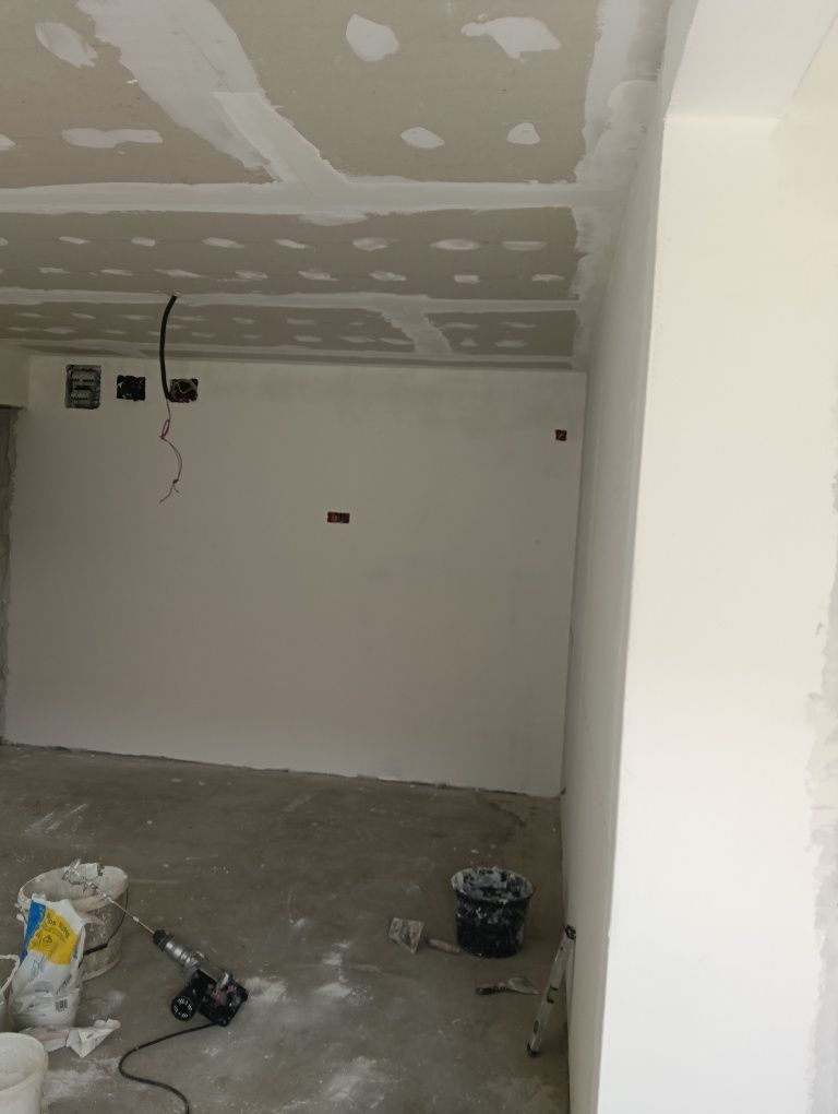 Construcții de orice tip, renovări interioare exterioare!!