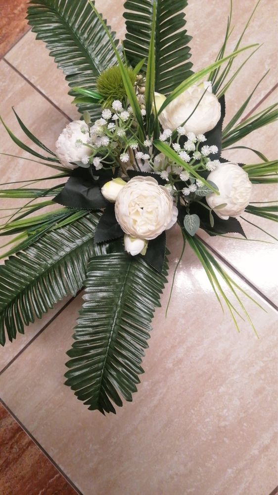 Aranjamente florare artificiale BACAU | Nunti, botezuri, mese festive