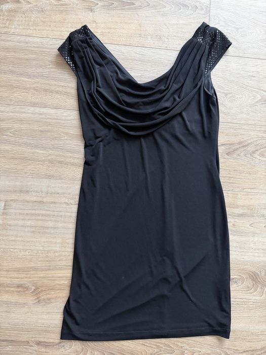 Rochie svurta neagra