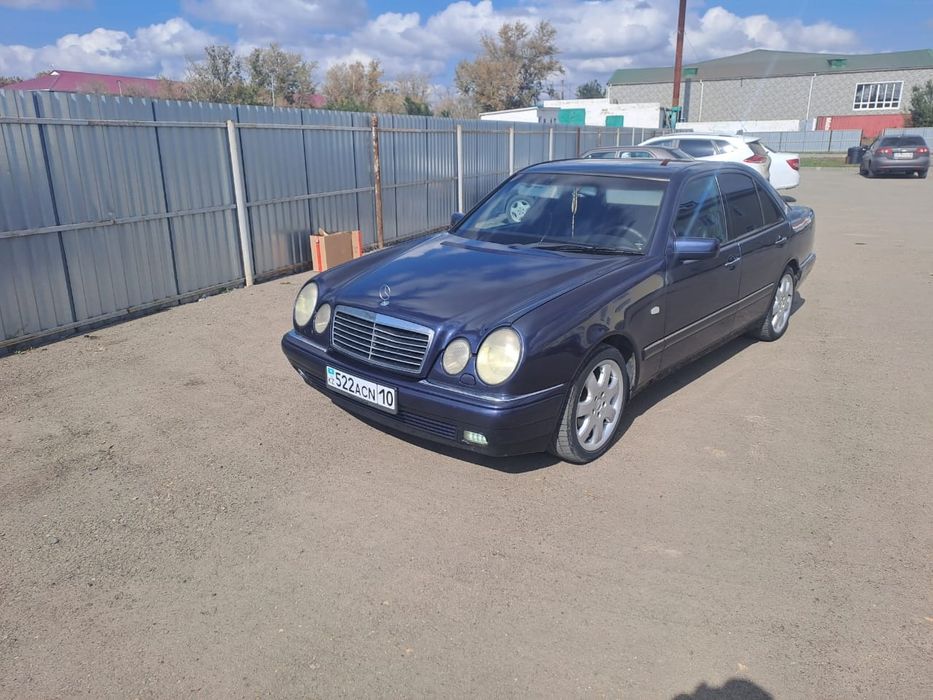 Продам Мерседес 210