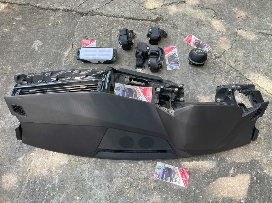 Audi A1 82a kit airbag volan pasager cortine scaun - plansa de bord