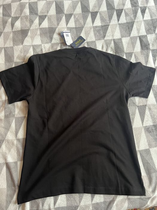 Tricou Polo.