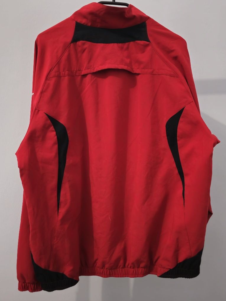 Red Vintage Nike DLS Zipup red tag