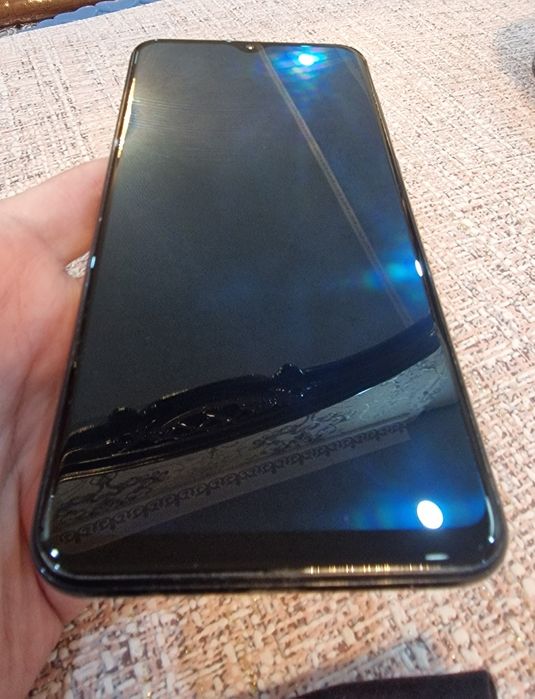 Samsung A20  3/32 sotiladi!