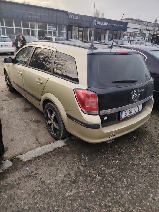 Vând Opel Astra H