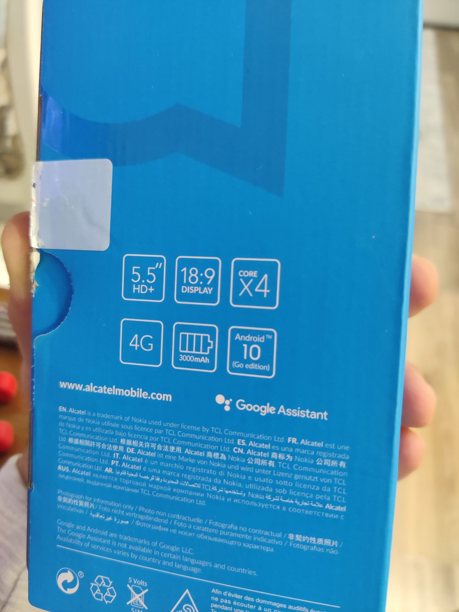Смартфон Alcatel 1B Нов